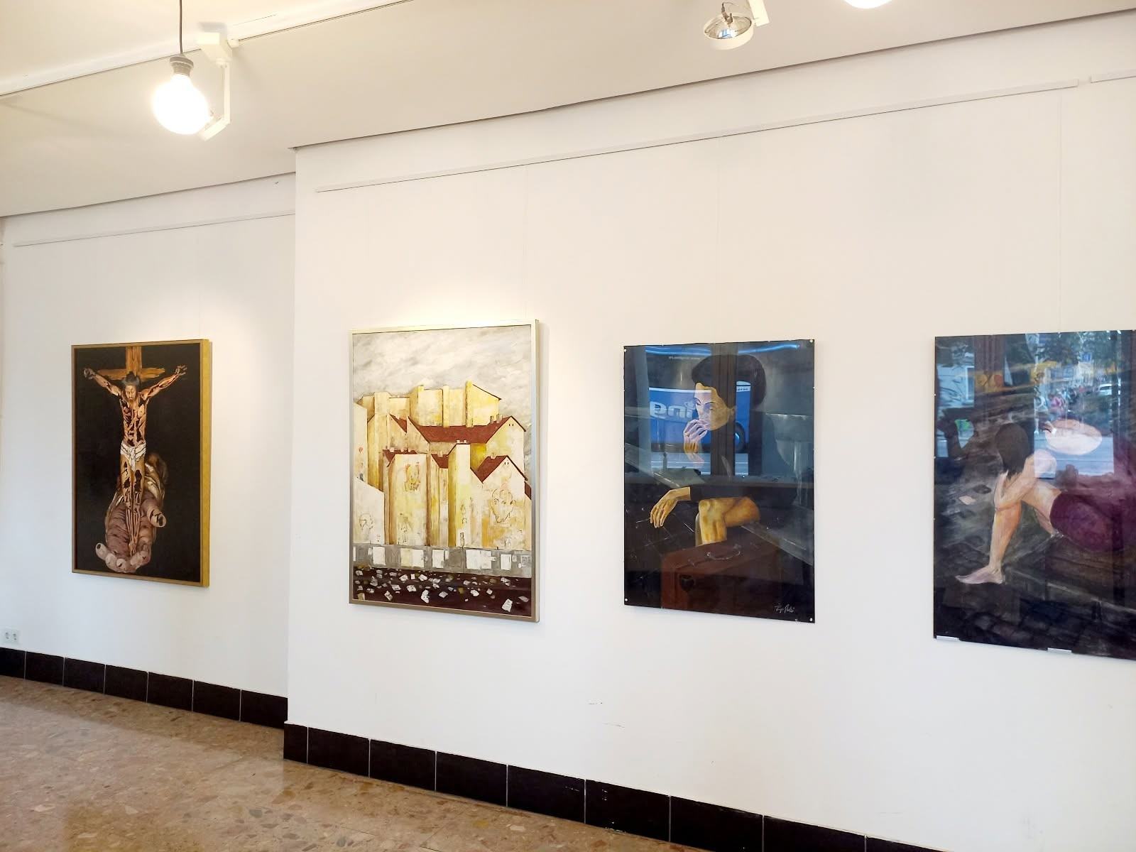 Gallery view 3